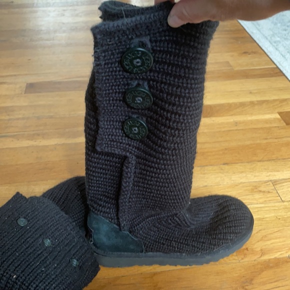 Ugg Classic Knit Cardy Boots - Picture 4 of 4
